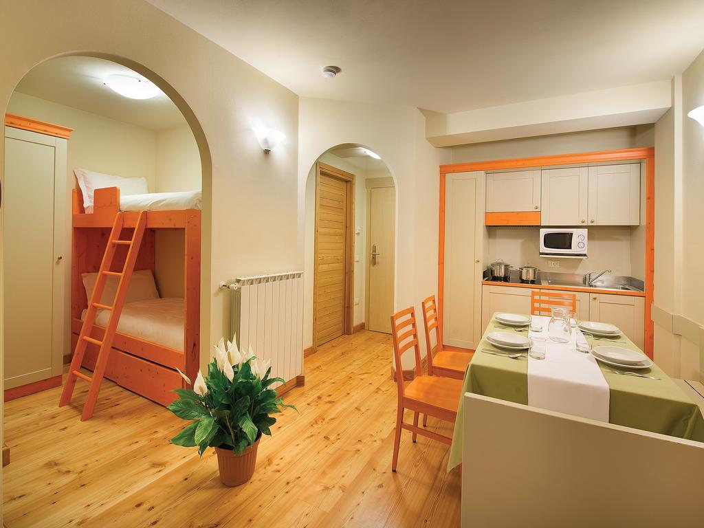 Residence Club Ponte Di Legno Room photo